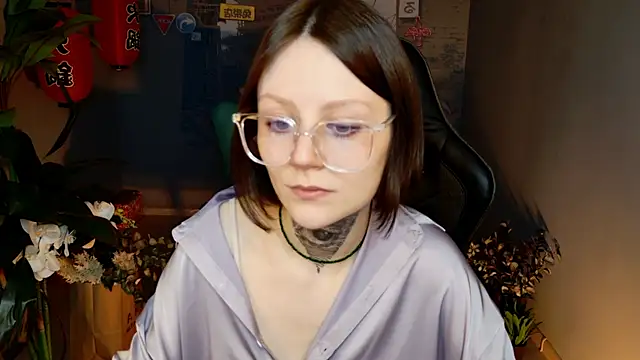 VeliraBraitberg online show from 03.22.25