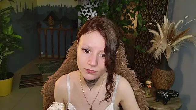 VeliraBraitberg online show from 07.15.26