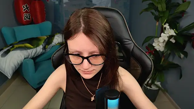 VeliraBraitberg online show from 07.22.26