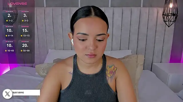 lea gray online show from 10.27.25