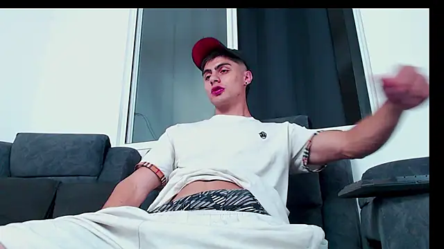 Stiven CL online show from 09.18.25