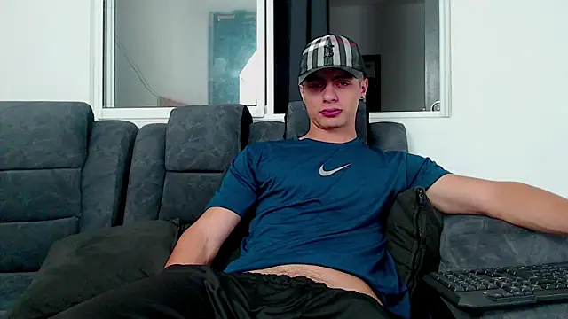 Stiven CL online show from 10.07.25