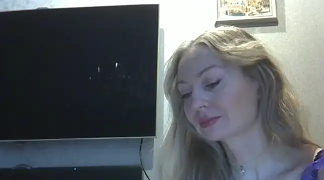 ZarinaSwift online show from 12.09.24