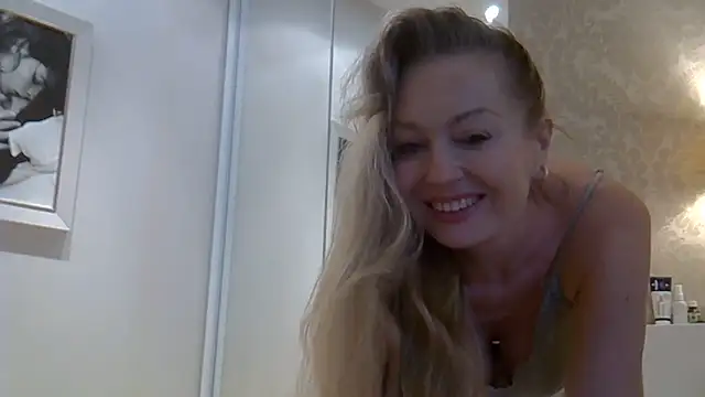 ZarinaSwift online show from 06.19.26