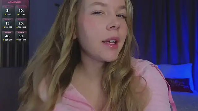 Snapshot of milly_shy chatting on 01.19.26 milly shy online show from 01.19.26