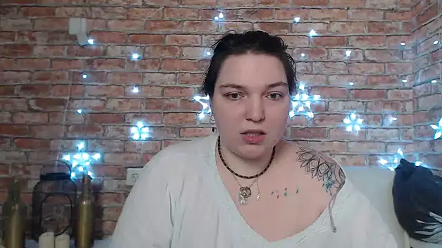 Amelia Kiss  online show from 02.07.25