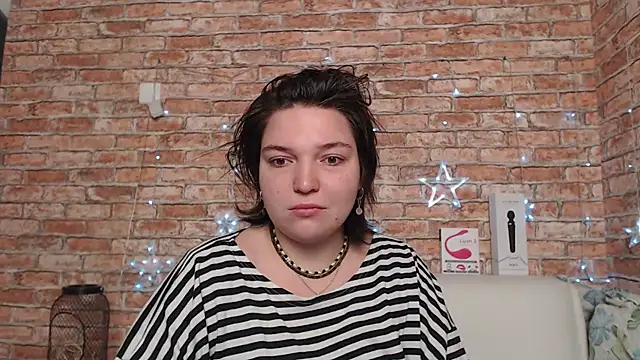 Amelia Kiss  online show from 09.09.25