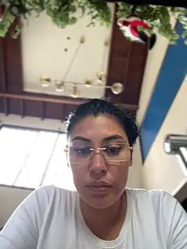 Snapshot of Sol_Miller chatting on 12.12.24 Sol Miller online show from 12.12.24