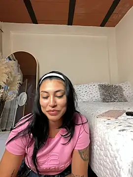 Snapshot of Sol_Miller chatting on 03.05.25 Sol Miller online show from 03.05.25