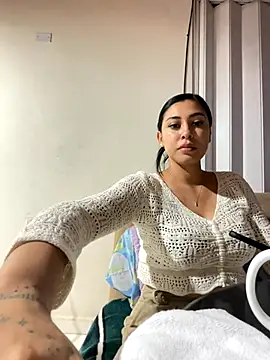 Snapshot of Sol_Miller chatting on 09.26.25 Sol Miller online show from 09.26.25