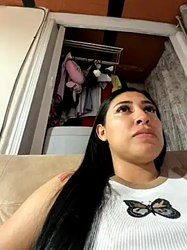 Snapshot of Sol_Miller chatting on 11.08.25 Sol Miller online show from 11.08.25