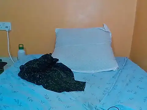 Snapshot of Prettyblackgal chatting on 09.29.25 Prettyblackgal online show from 09.29.25