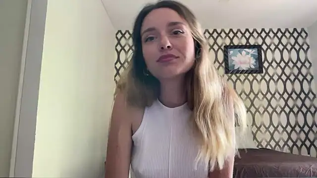 SirenaBelle online show from 12.22.24