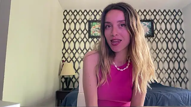 SirenaBelle online show from 01.18.25