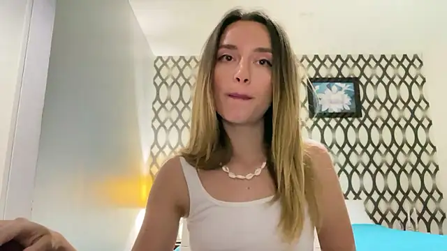 SirenaBelle online show from 02.09.25