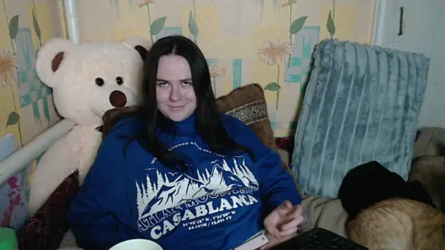 Snapshot of FelvivalKitty chatting on 10.22.25 FelvivalKitty online show from 10.22.25