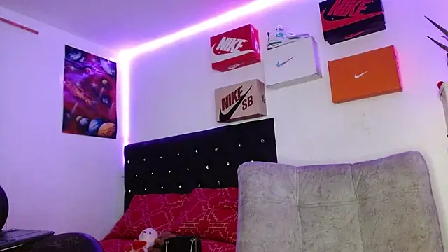 king  Black online show from 12.06.24