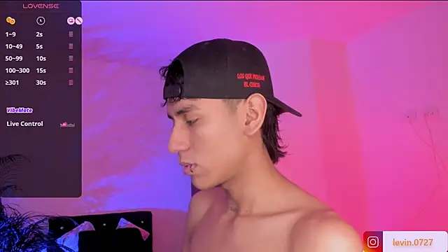 Levin Hikaru online show from 10.04.25