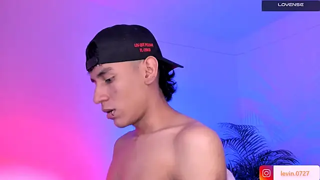 Levin Hikaru online show from 11.27.25