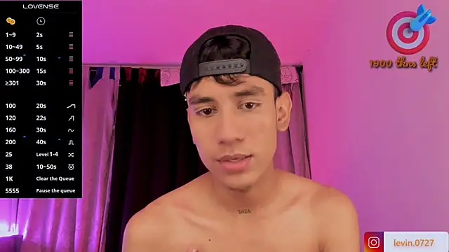 Levin Hikaru online show from 03.11.26