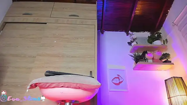 eva-slim- online show from 02.15.26