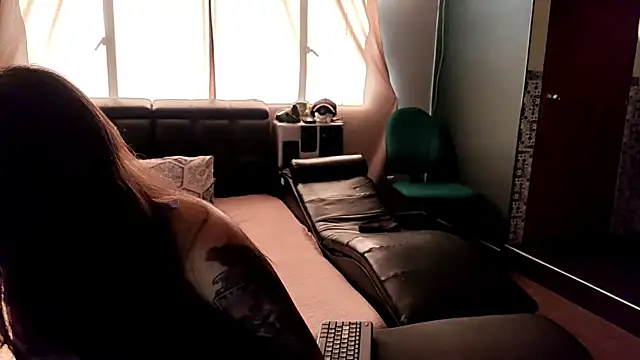 Alaia sam online show from 04.28.26