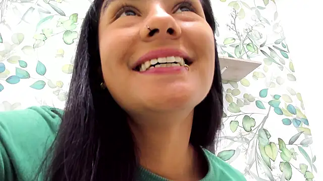 atilanadiaz7 online show from 03.05.25