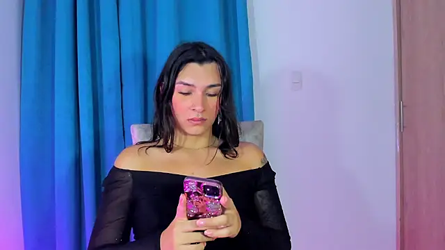 Camila Coxx online show from 01.05.25