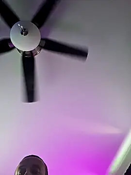 Snapshot of Twin2222 chatting on 09.15.25 Twin2222 online show from 09.15.25