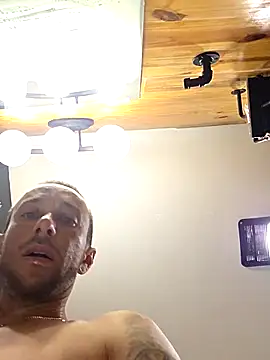 Snapshot of Twin2222 chatting on 09.21.25 Twin2222 online show from 09.21.25