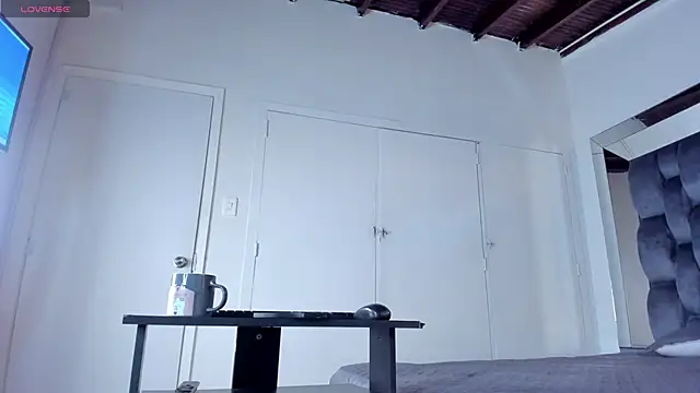 pamela-wells online show from 01.17.25