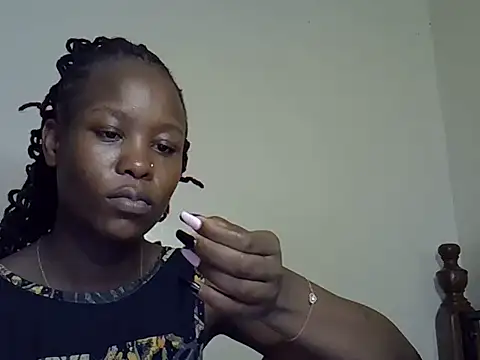 Snapshot of Sonnia_ chatting on 03.11.25 Sonnia online show from 03.11.25