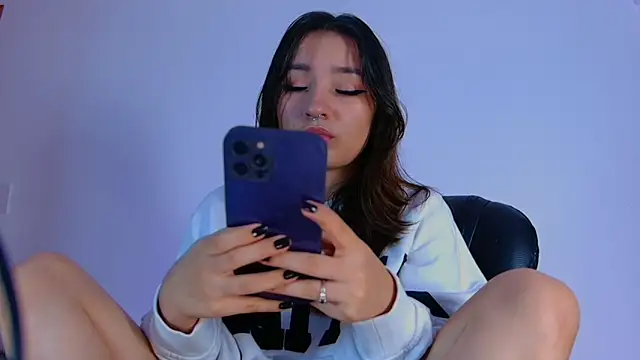 vayolett01 dakotta online show from 09.20.25