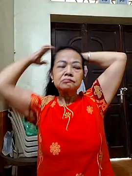 Hotestlove online show from 10.27.25