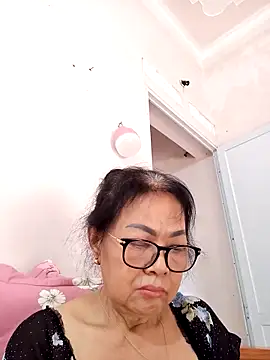 Hotestlove online show from 05.06.26