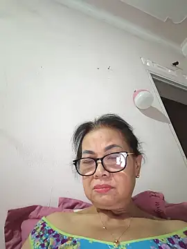 Hotestlove online show from 06.04.26
