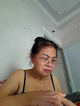 Hotestlove online show from 06.05.26