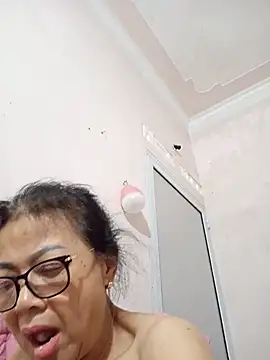 Hotestlove online show from 06.13.26