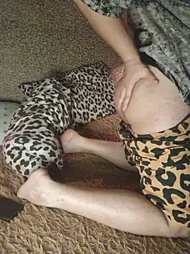 Foxyshaved online show from 11.26.25