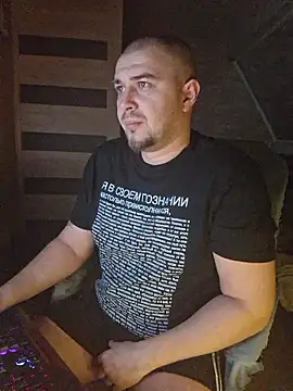 Foxyshaved online show from 01.13.26