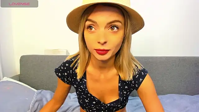  ellen meow  online show from 10.08.25