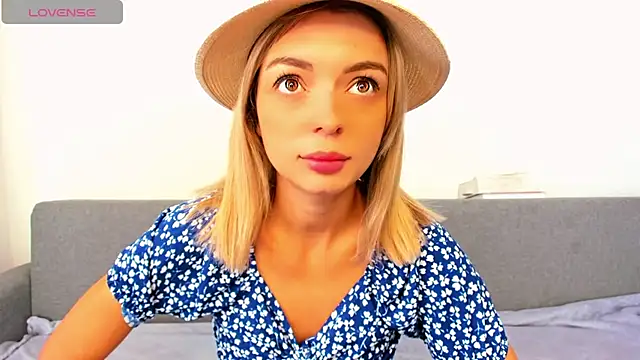  ellen meow  online show from 10.11.25