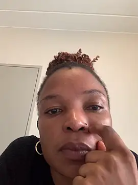 slimcateee online show from 02.25.25