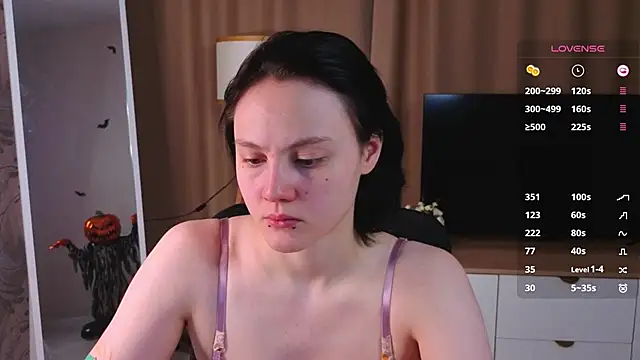 MaryCoopeer online show from 11.30.25