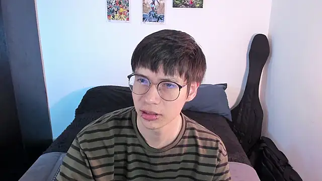 Snapshot of Aventure_Twinks chatting on 02.01.26 Aventure Twinks online show from 02.01.26