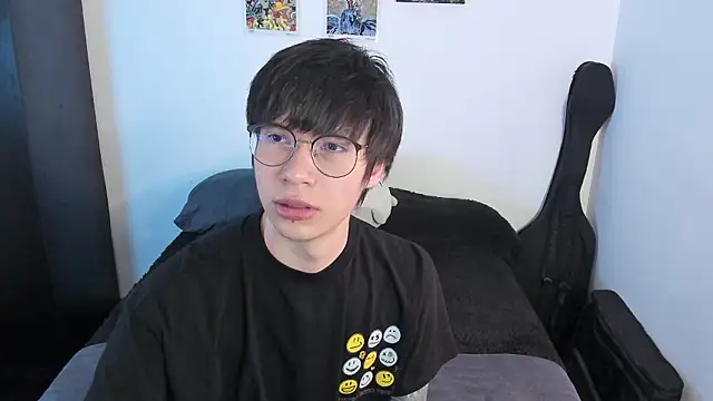 Snapshot of Aventure_Twinks chatting on 03.26.26 Aventure Twinks online show from 03.26.26