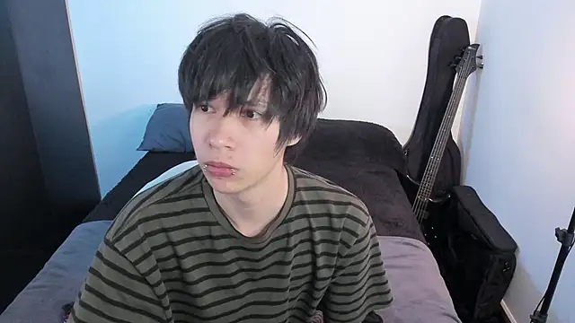 Aventure Twinks online show from 05.17.26