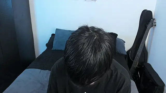 Snapshot of Aventure_Twinks chatting on 06.10.26 Aventure Twinks online show from 06.10.26