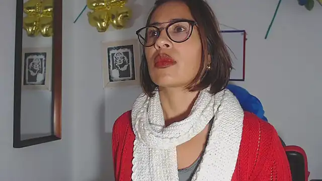 Snapshot of fantasty_nylon chatting on 01.22.25 fantasty nylon online show from 01.22.25