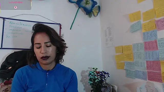 Snapshot of fantasty_nylon chatting on 02.27.25 fantasty nylon online show from 02.27.25